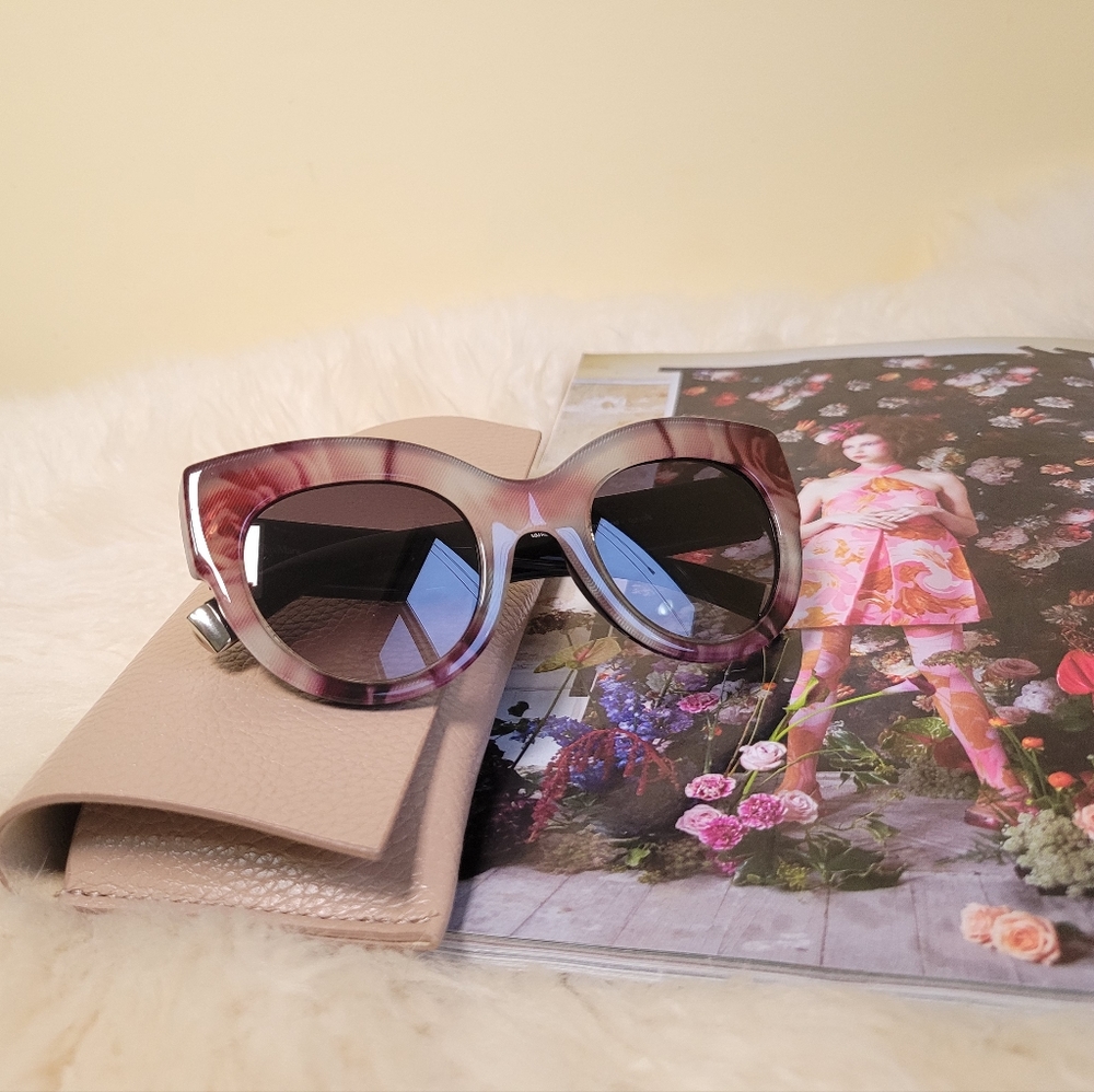 Limited edition Runway collection Super rare MaxMara sunglasses